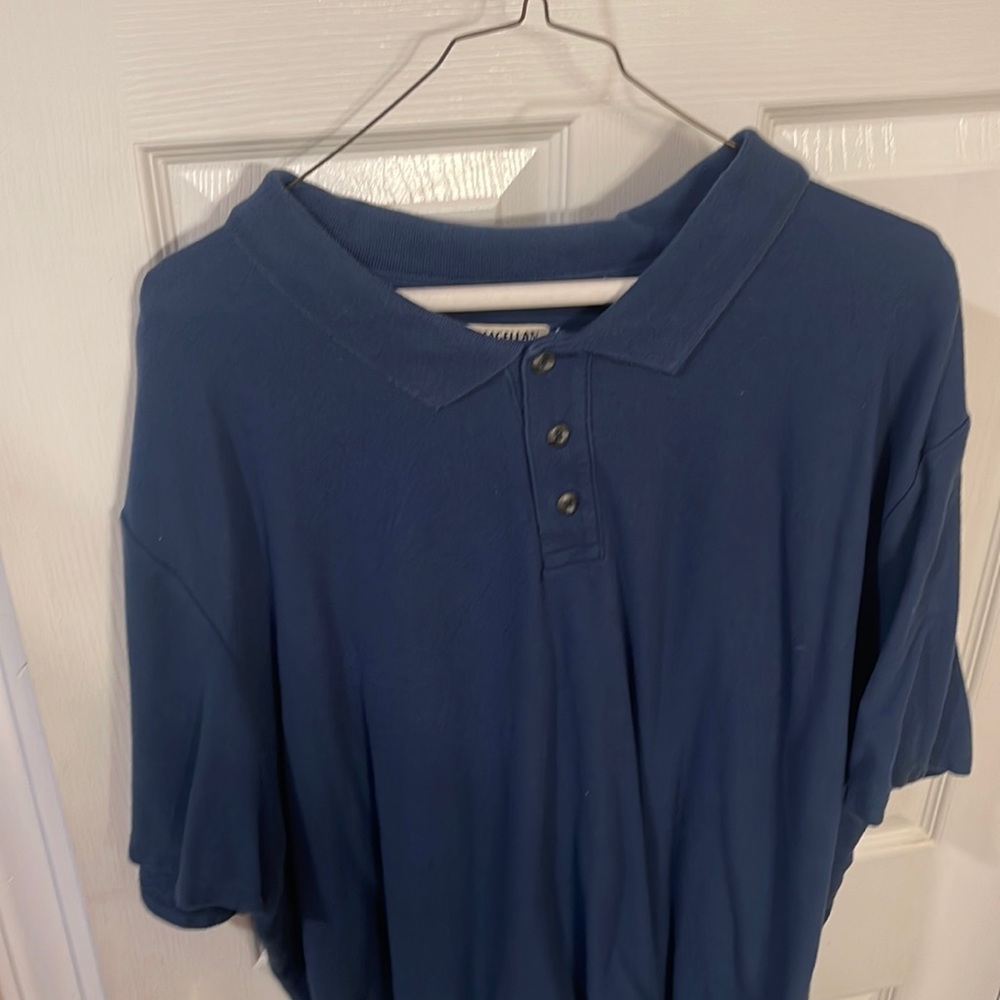 Stylish 3/4 button (3XL) Perfect for the big and tall men!